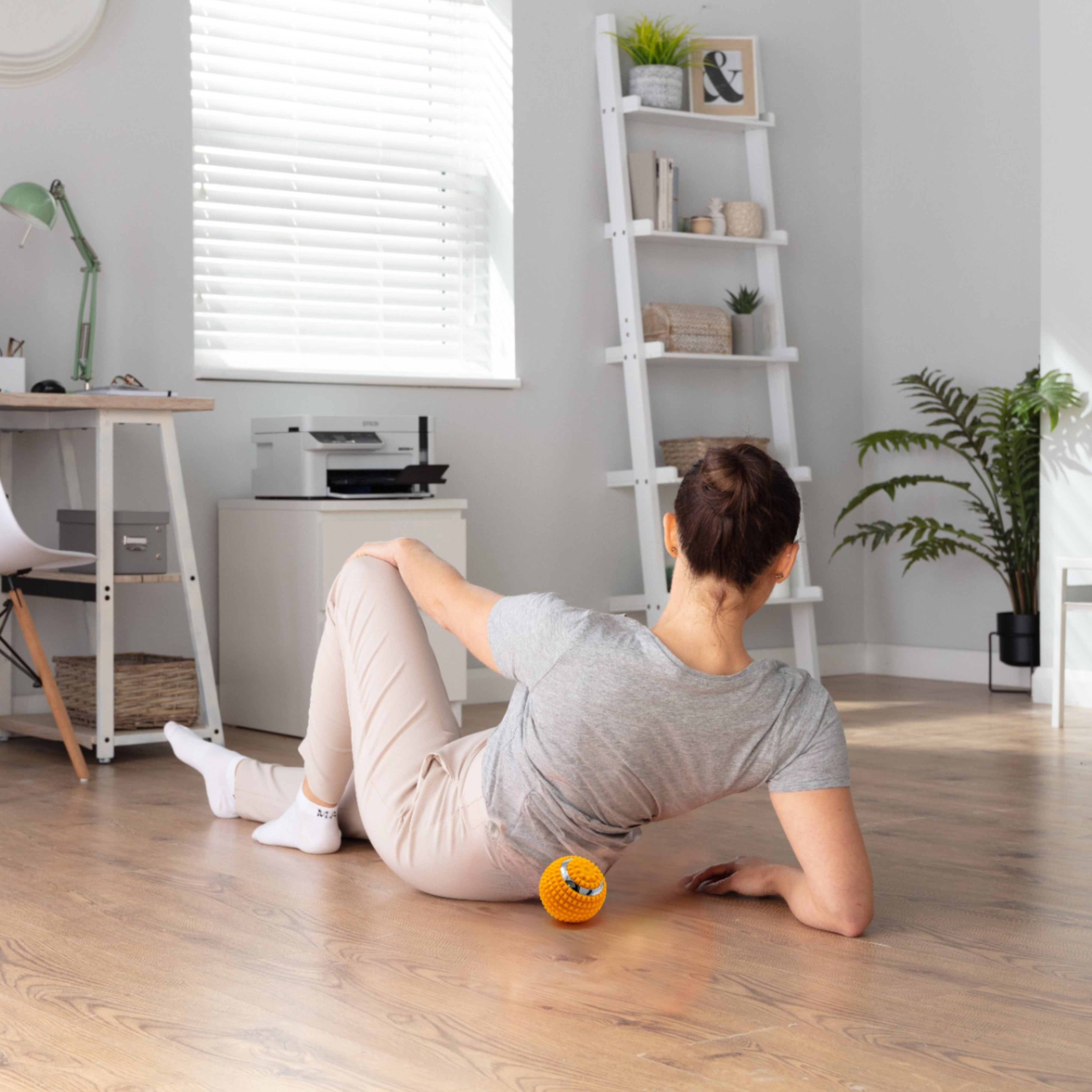 Vibrating Massage Ball (Orange)