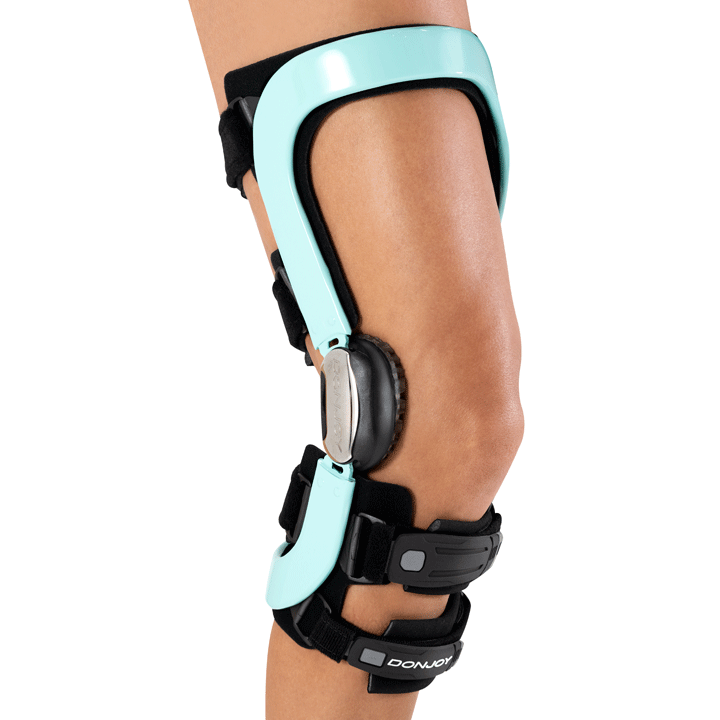 Donjoy Defiance Pro Custom knee brace