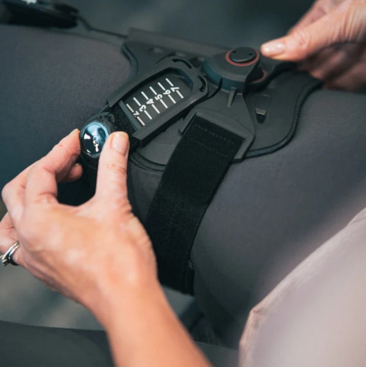 Donjoy ROAM OA Knee Brace
